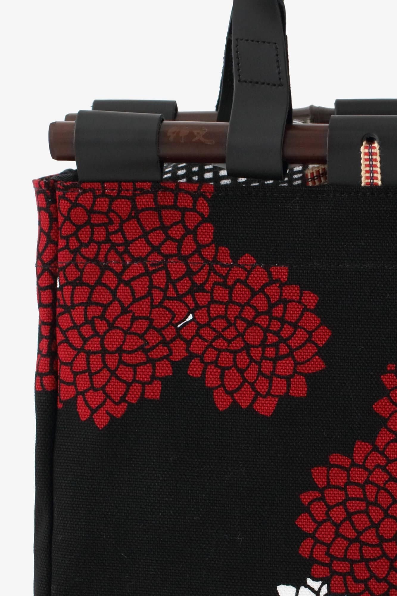 Michiyuki Kobako（Domichiyuki Kobako）染色竹（有些） /菊花上的菊花