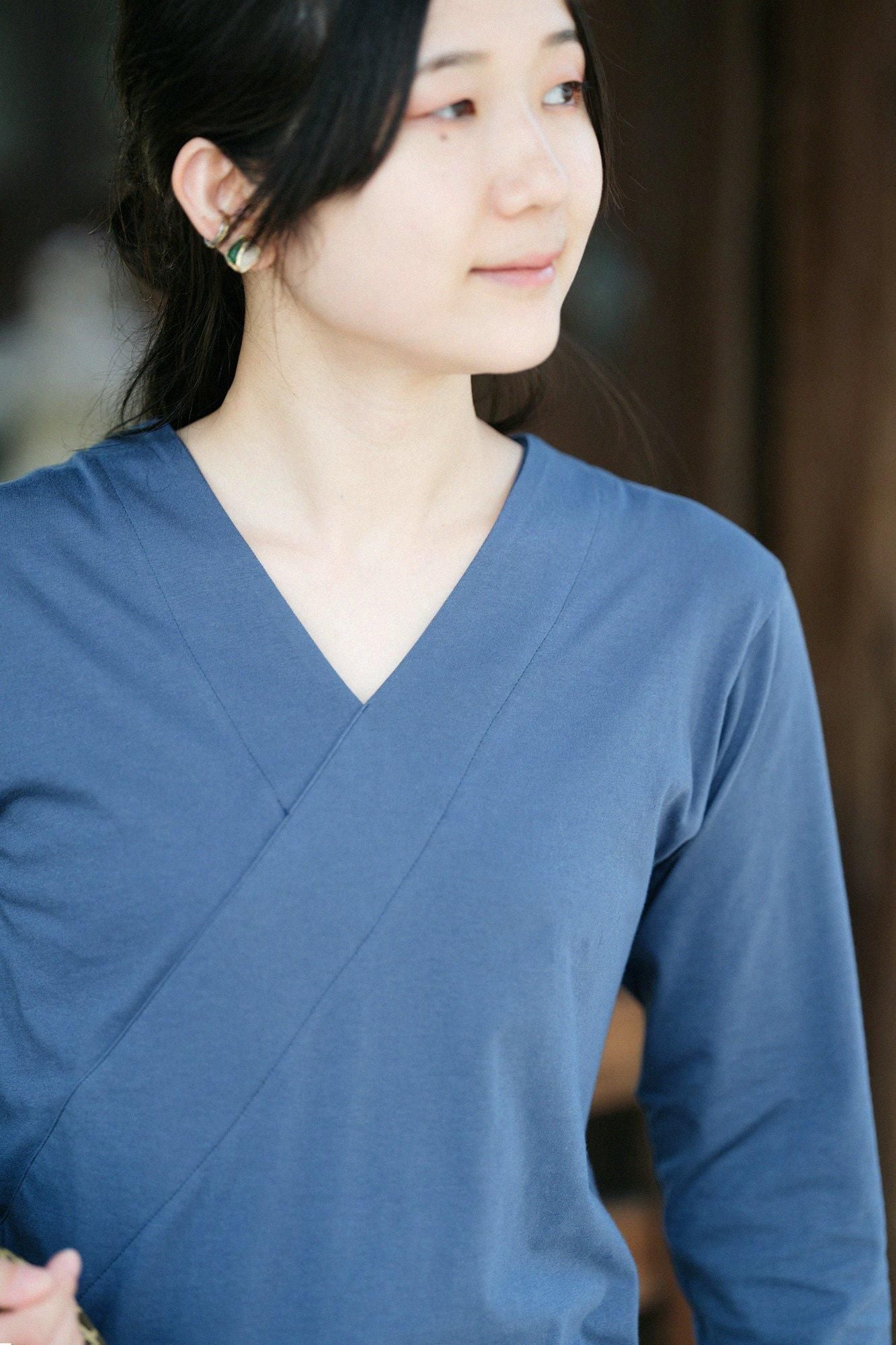 長袖V領上衣/暗藍色