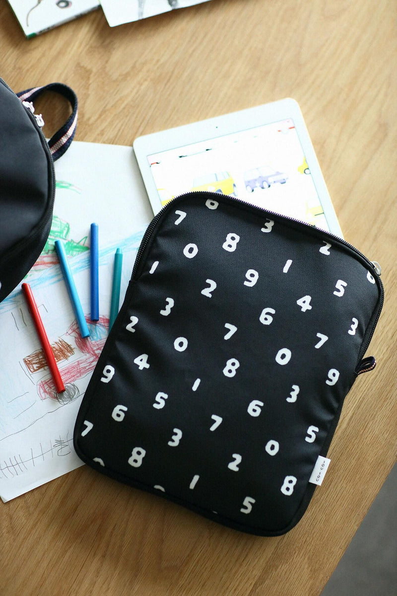 タブレットケース