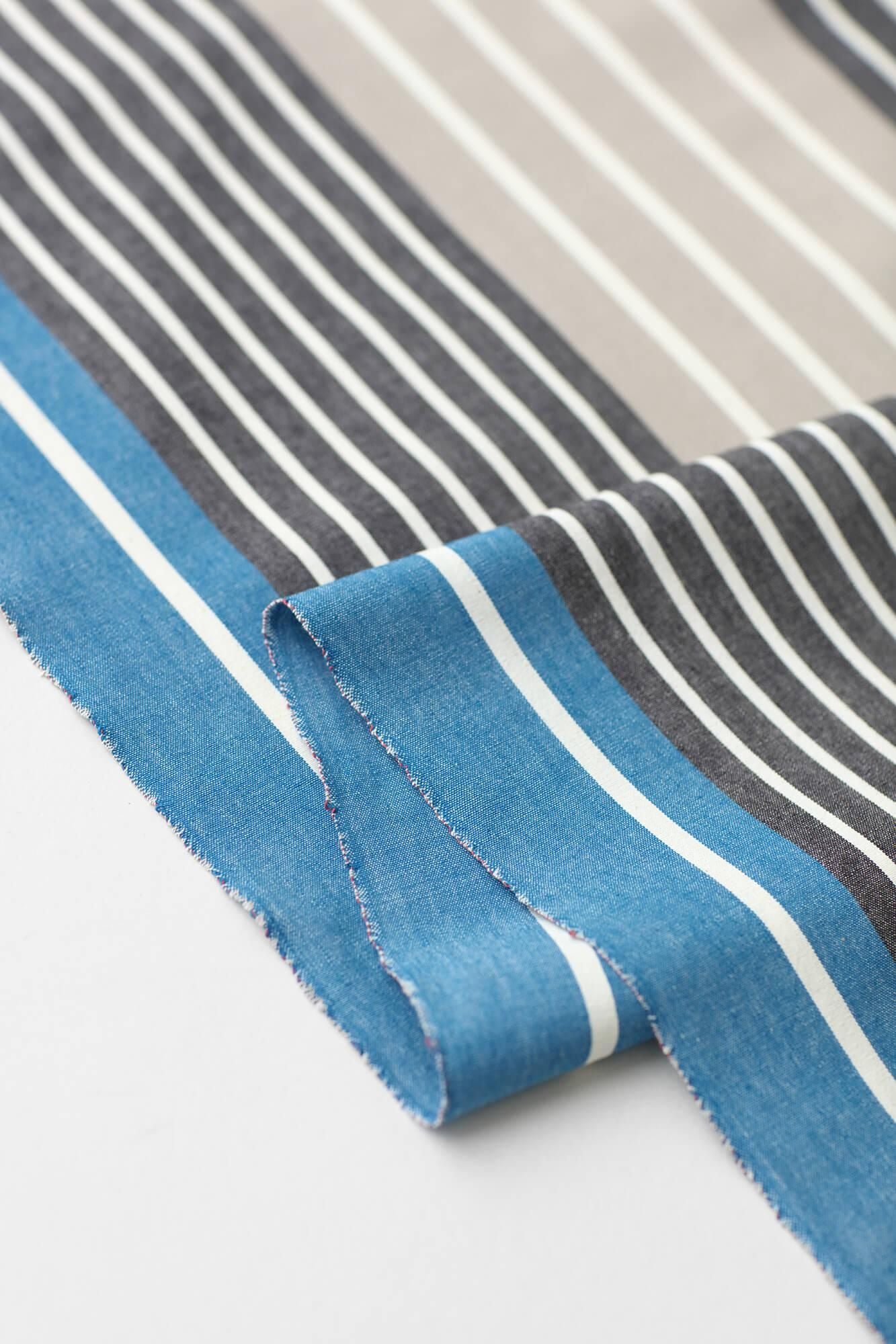 布料剪裁販售 （伊勢木棉 20/20）／染流條紋 湛藍色顏色（konpekiro）<50cm>