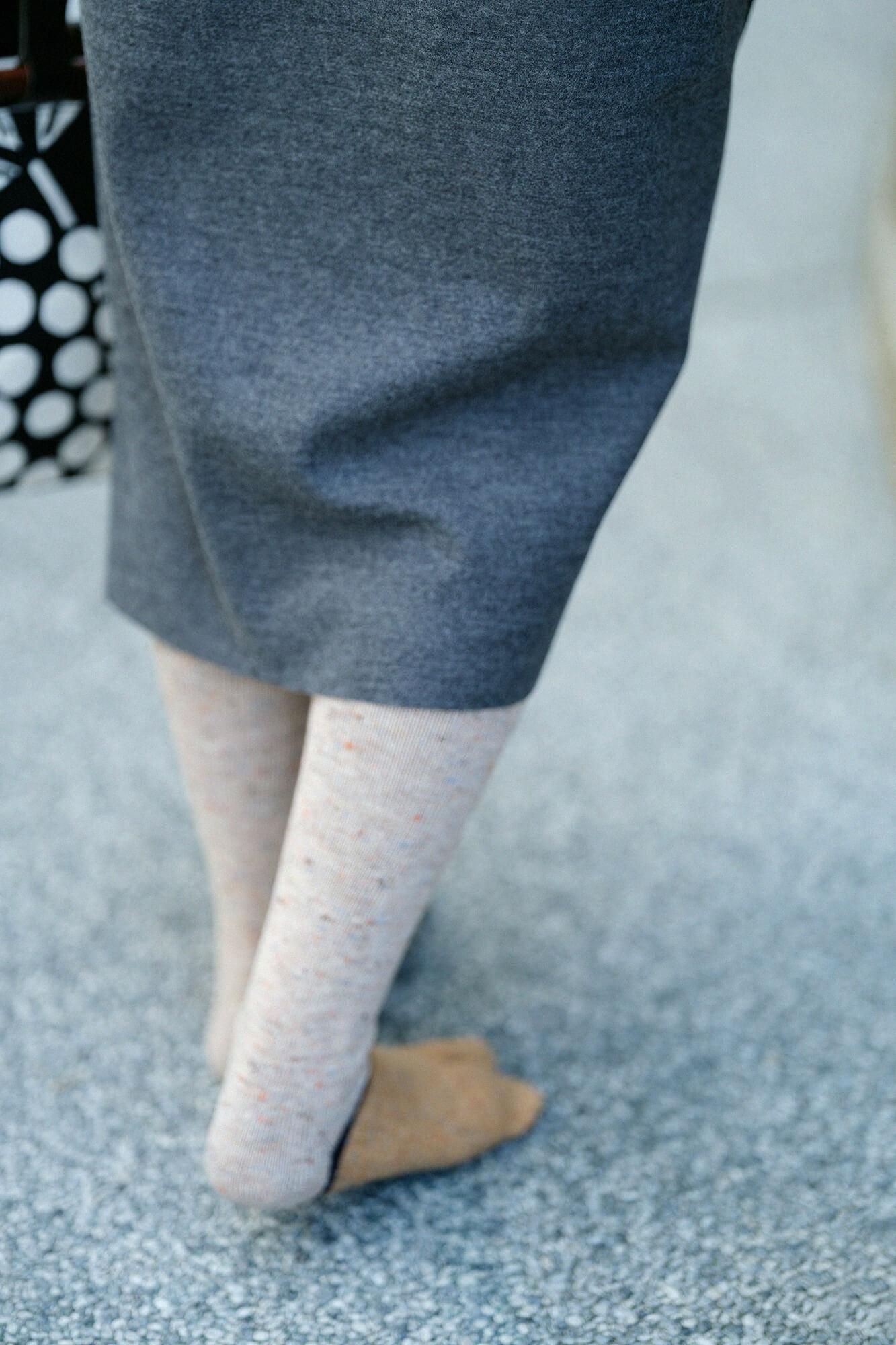 羊毛雙色分趾襪（膝下長度）／白茶2 【女性用】