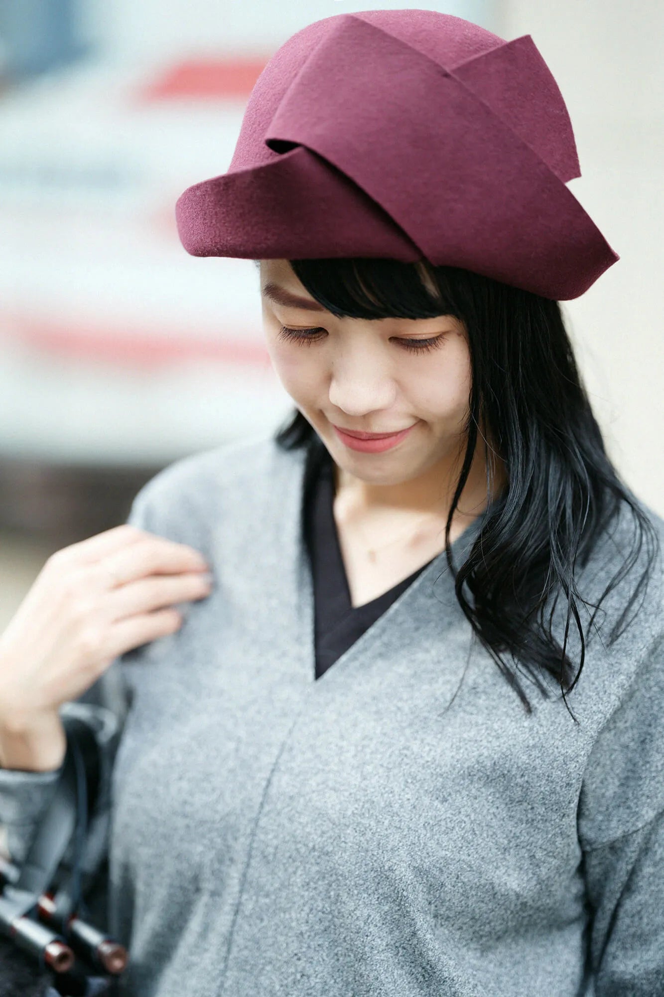 【net limited】Super 100's Wool V Neck Akome Kantoui／Grey Ink▲