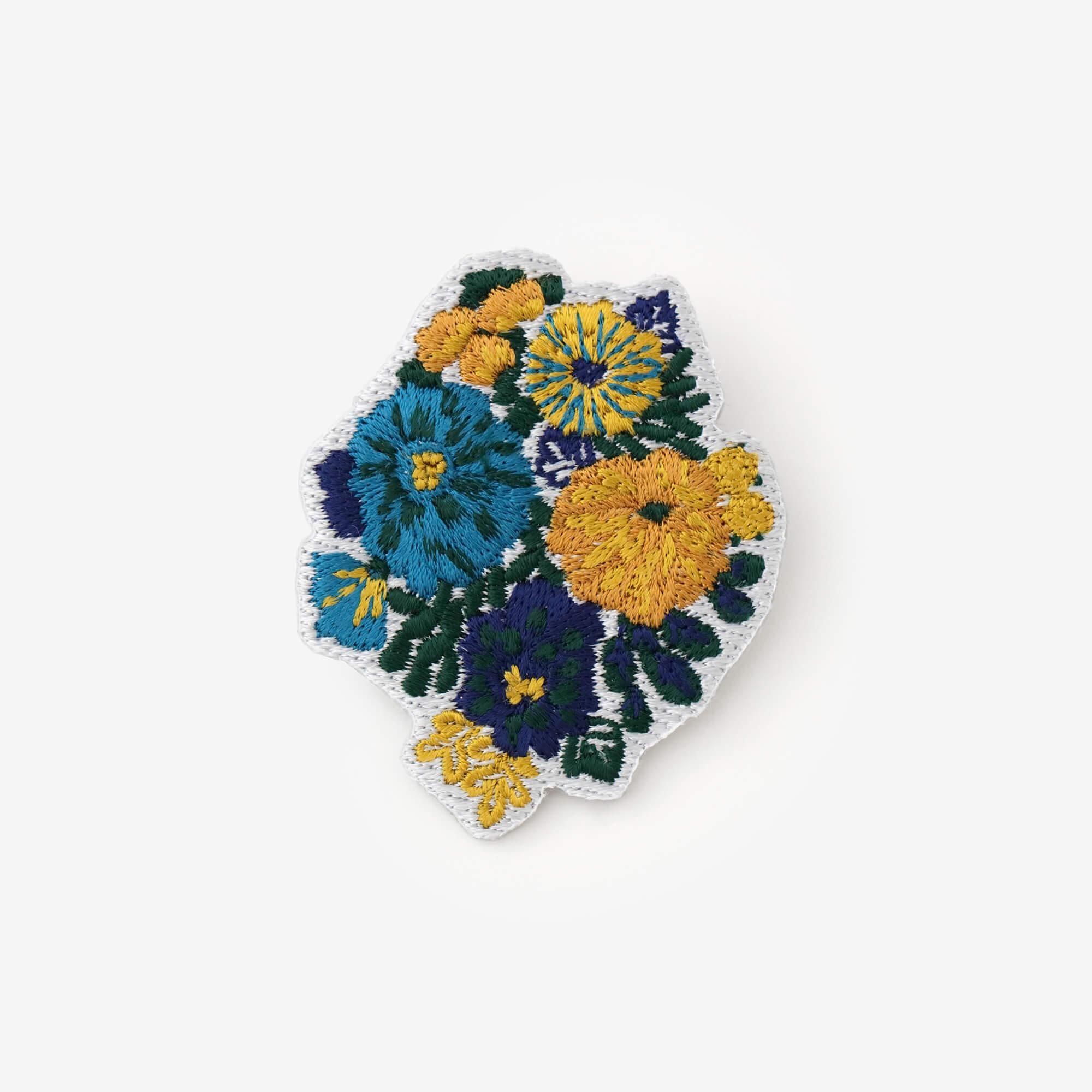 刺繍飾り（ししゅうかざり）／花衣（はなごろも）