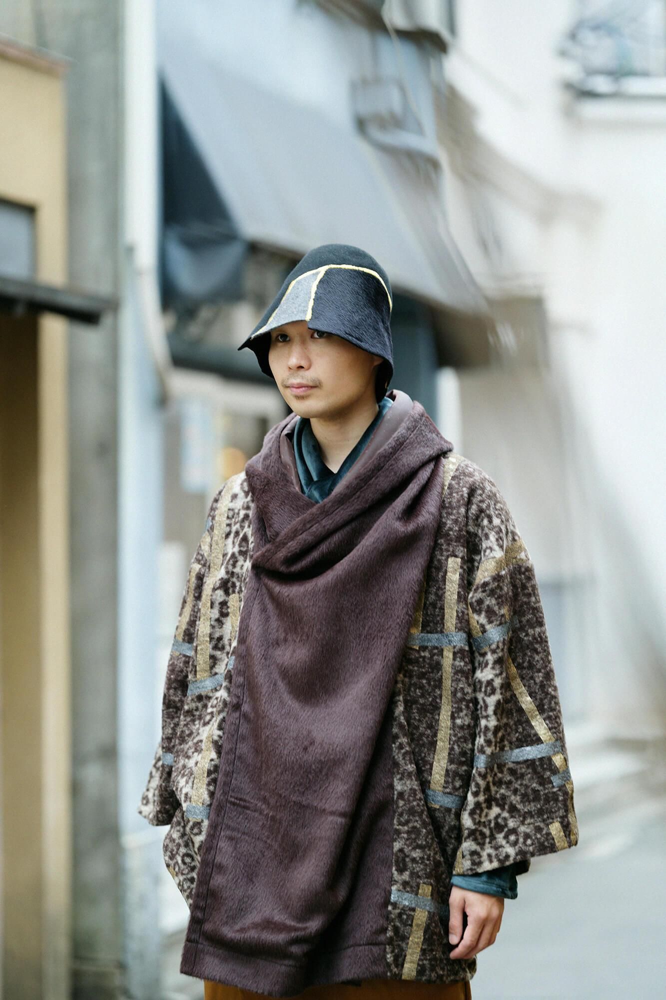 舶来梳毛（はくらいそもう） 阿弥（あみ） 頭巾外套（ずきんがいとう