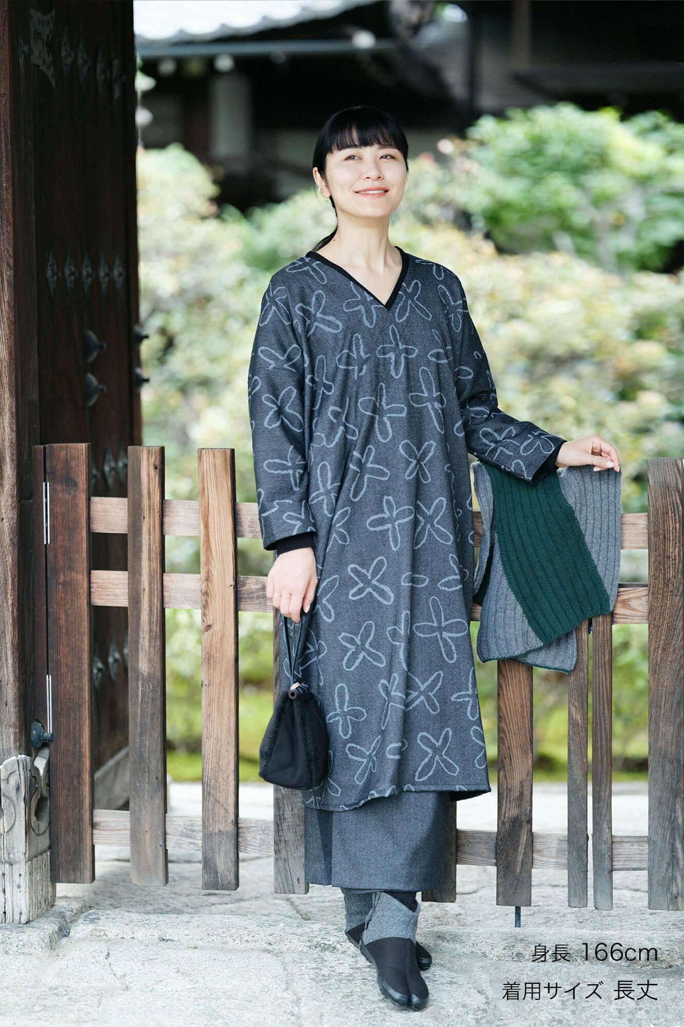 【未使用】SOUSOU 傾衣 着衣 梳毛間道 富士／濃紺×間ぬき Lサイズ 梳毛綾織（そもうあやおり） 抜衿長方形衣（ぬきえりちょうほうけい