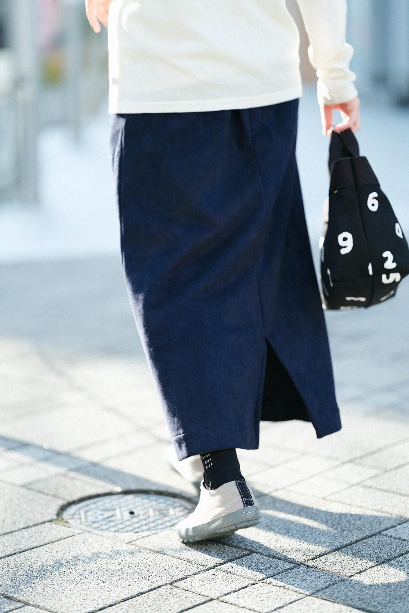 內抓毛仿麂皮 長裙／暗藍色