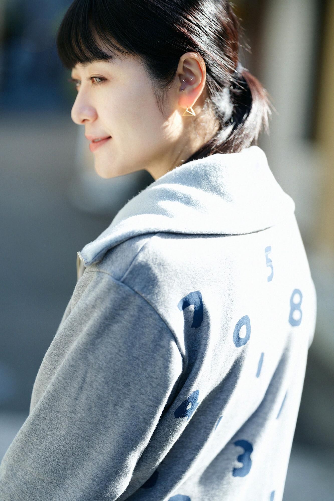 [仅在线] BOA编织衬里高脖子Blouson/灰色X SO-SU-U