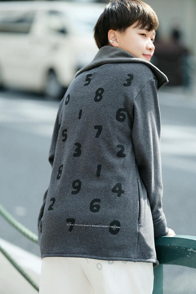 ハイネックブルゾン