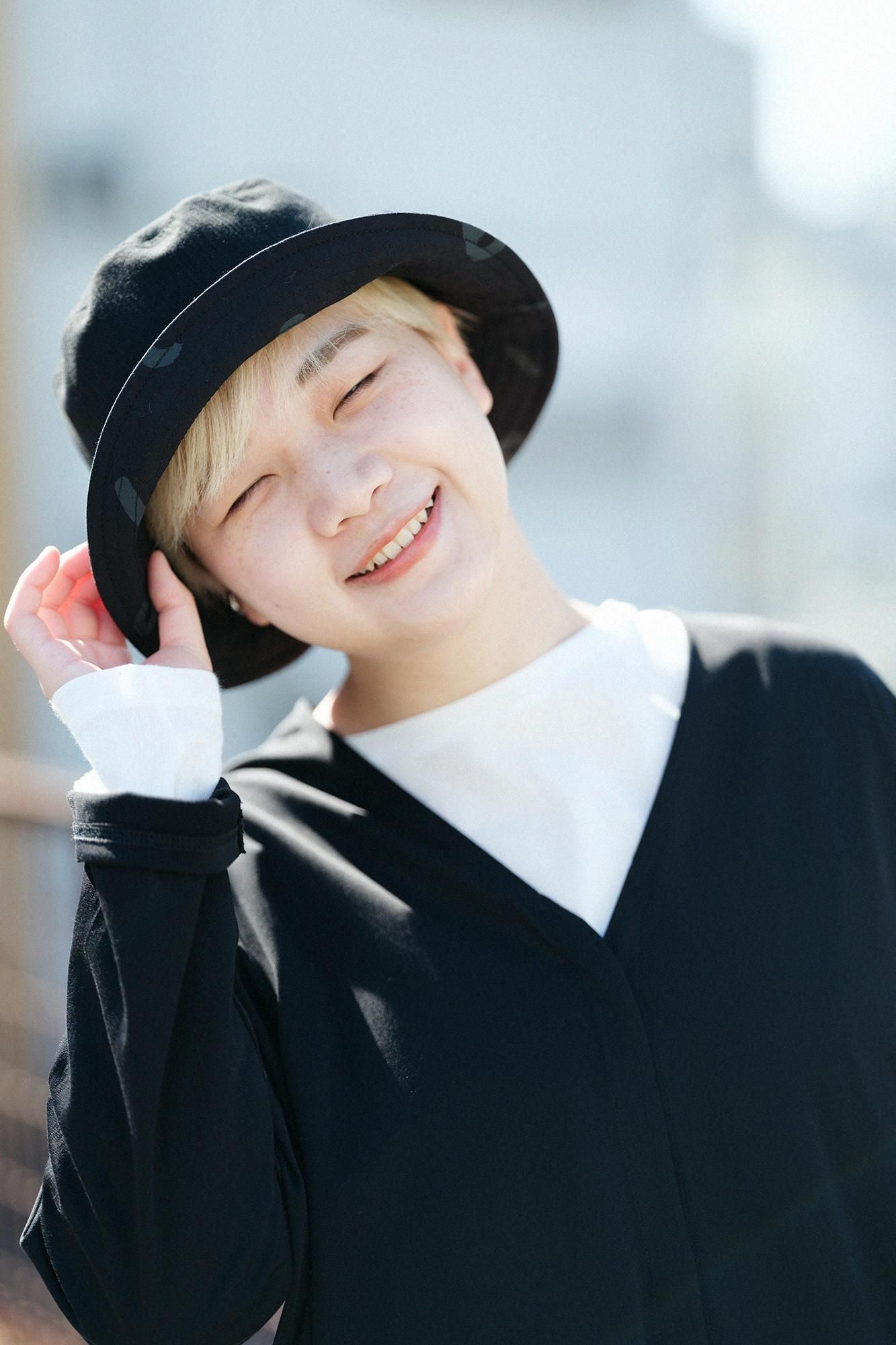 可逆的帽子/SO-SU-U湿羽毛颜色（木材）