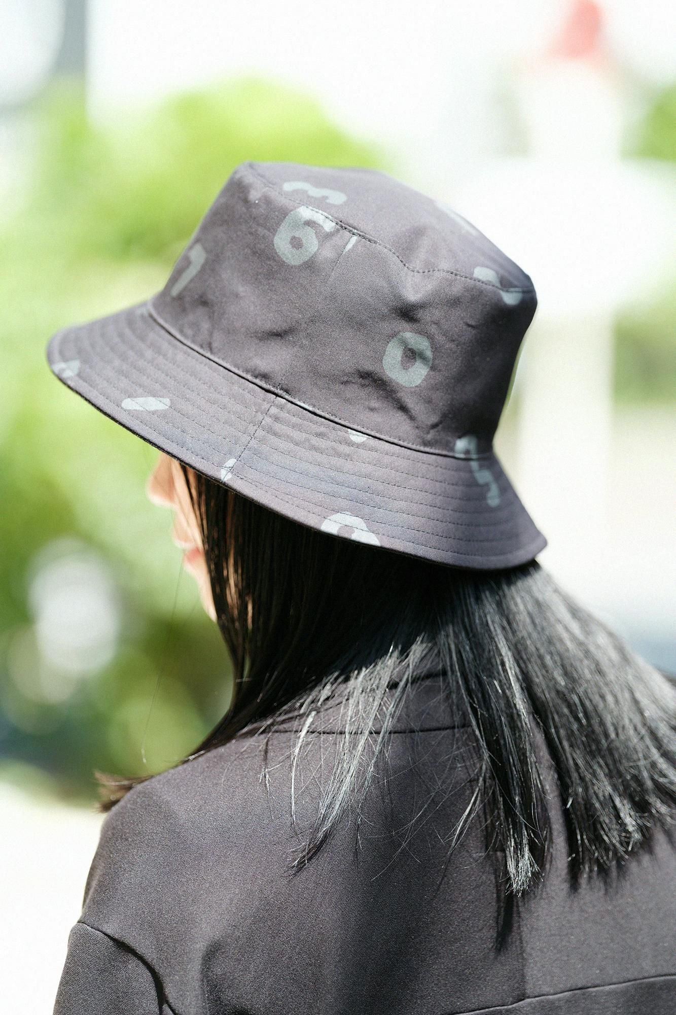 可逆的帽子/SO-SU-U湿羽毛颜色（木材）