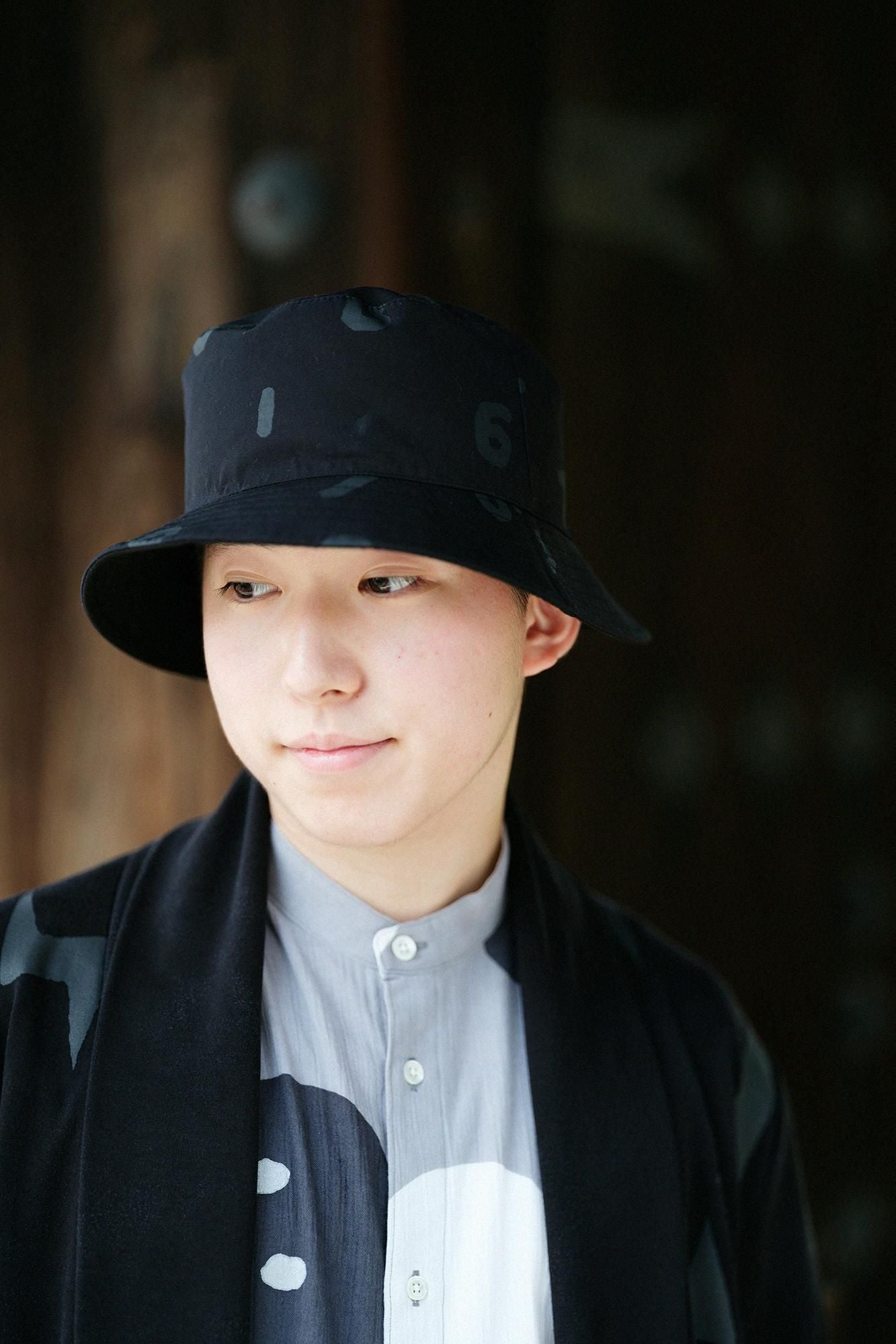 可逆的帽子/SO-SU-U湿羽毛颜色（木材）