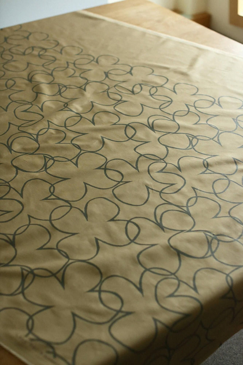 Textiles SOU/SOU vendus au poids (satin stretch SOU/SOU)