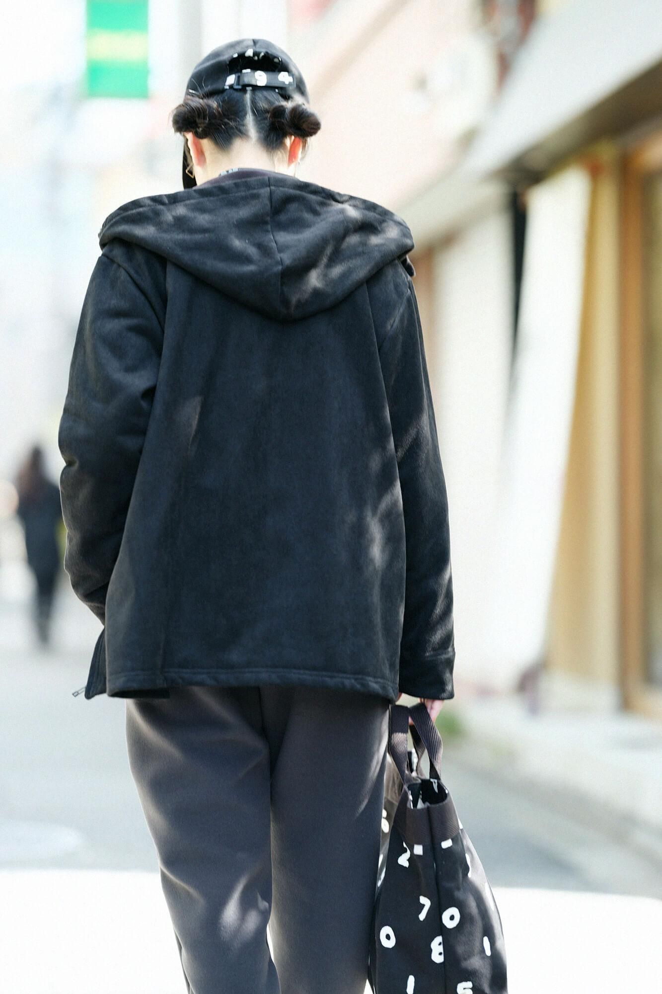 【online한정】우라케페이크 누벅 후드／검은색