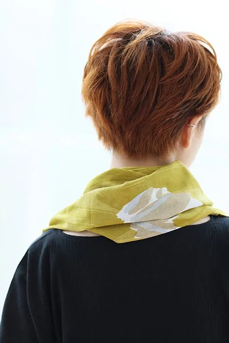 Isemomen Cotton Scarf / Flowers in Water Dawn 2 