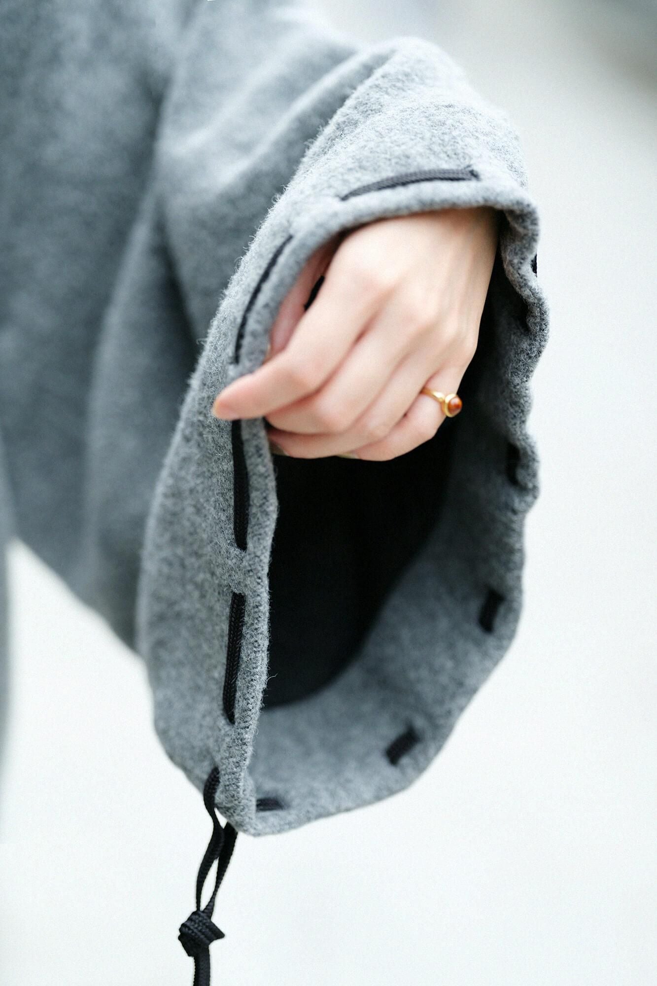 【官網限定】羊駝混紡 梳毛 伯爵外套 宮中袖 附裡襯／灰色