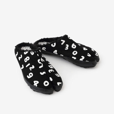 粘性足袋 Tabi Boa/SO-SU-U Kon (Nurebairo)