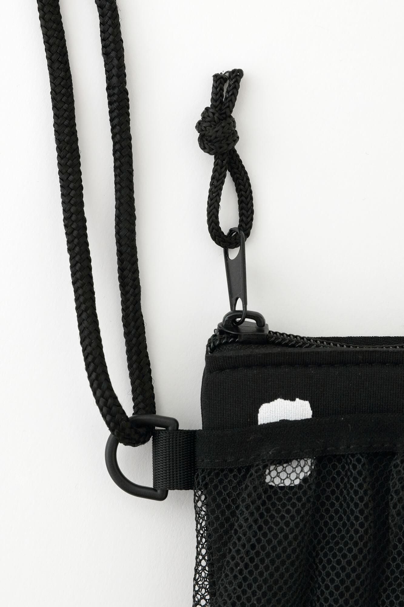 wake sapporo ブラック　メッシュ サコッシュ wake sapporo ブラック メッシュ サコッシュ