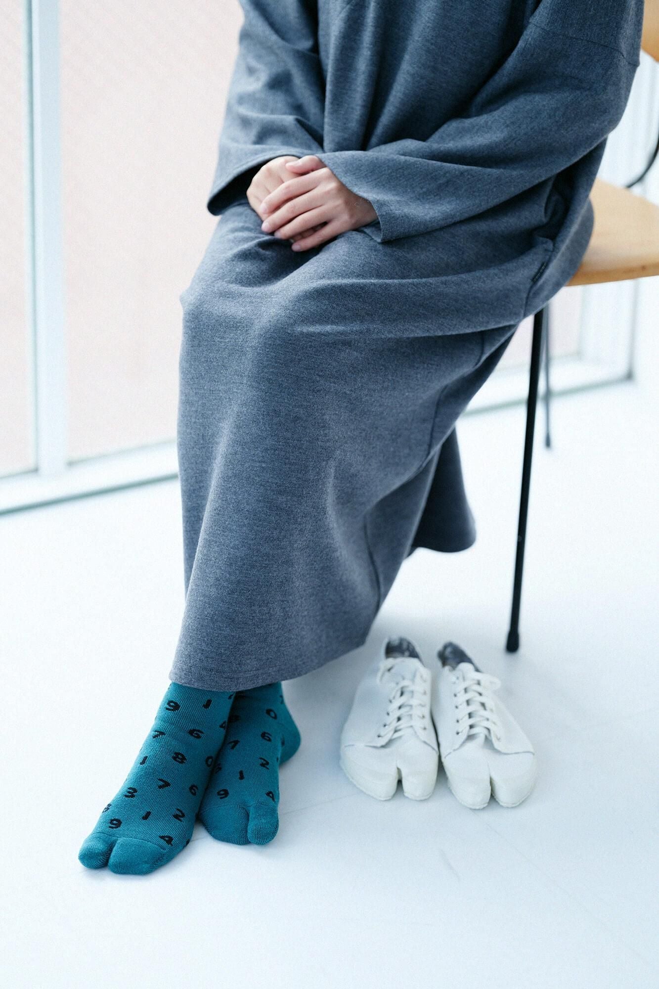 Pile Lining Tabi Socks (Mid-calf)／SO-SU-U Greyish Blue【Men・Women】