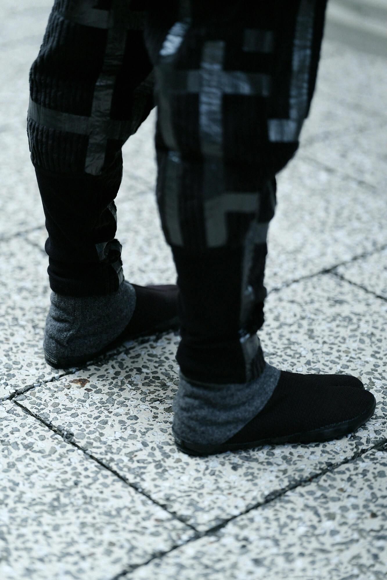 粘贴大师服装地下室塔比，蟒蛇/深灰X sashiko，湿羽毛颜色（不锈钢）