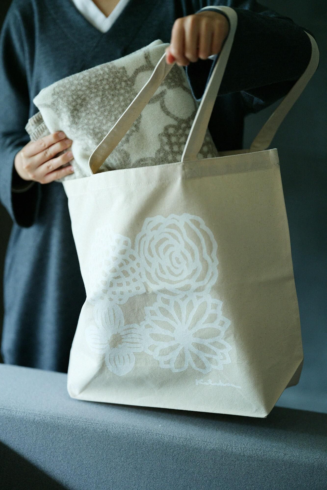 무릎담요블랑캣/ 꽃 넥타이