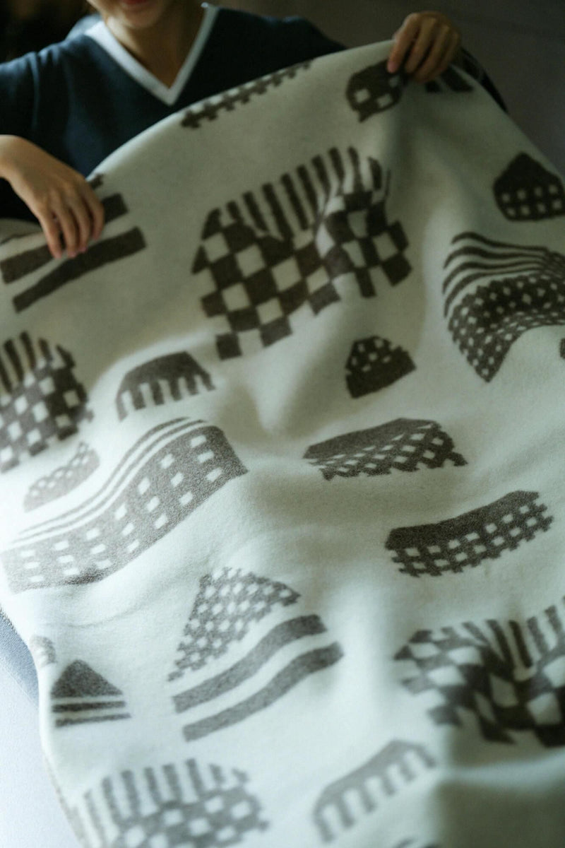 ひざ掛けブランケット