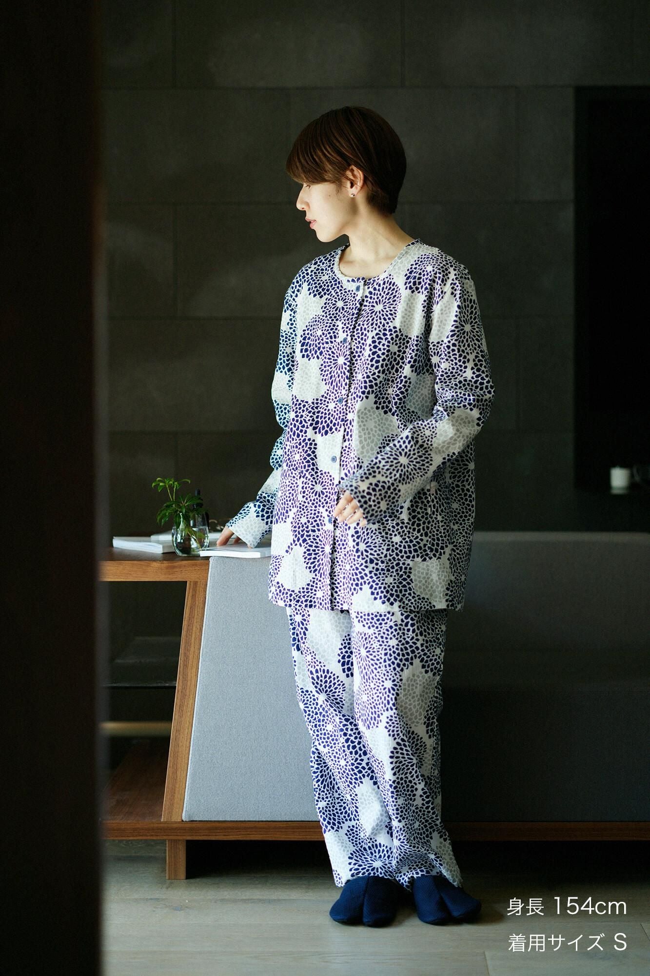 【网络限定】高島縮棉 20/20 女裝 圆领 圖案紋樣居家服／全菊 清風