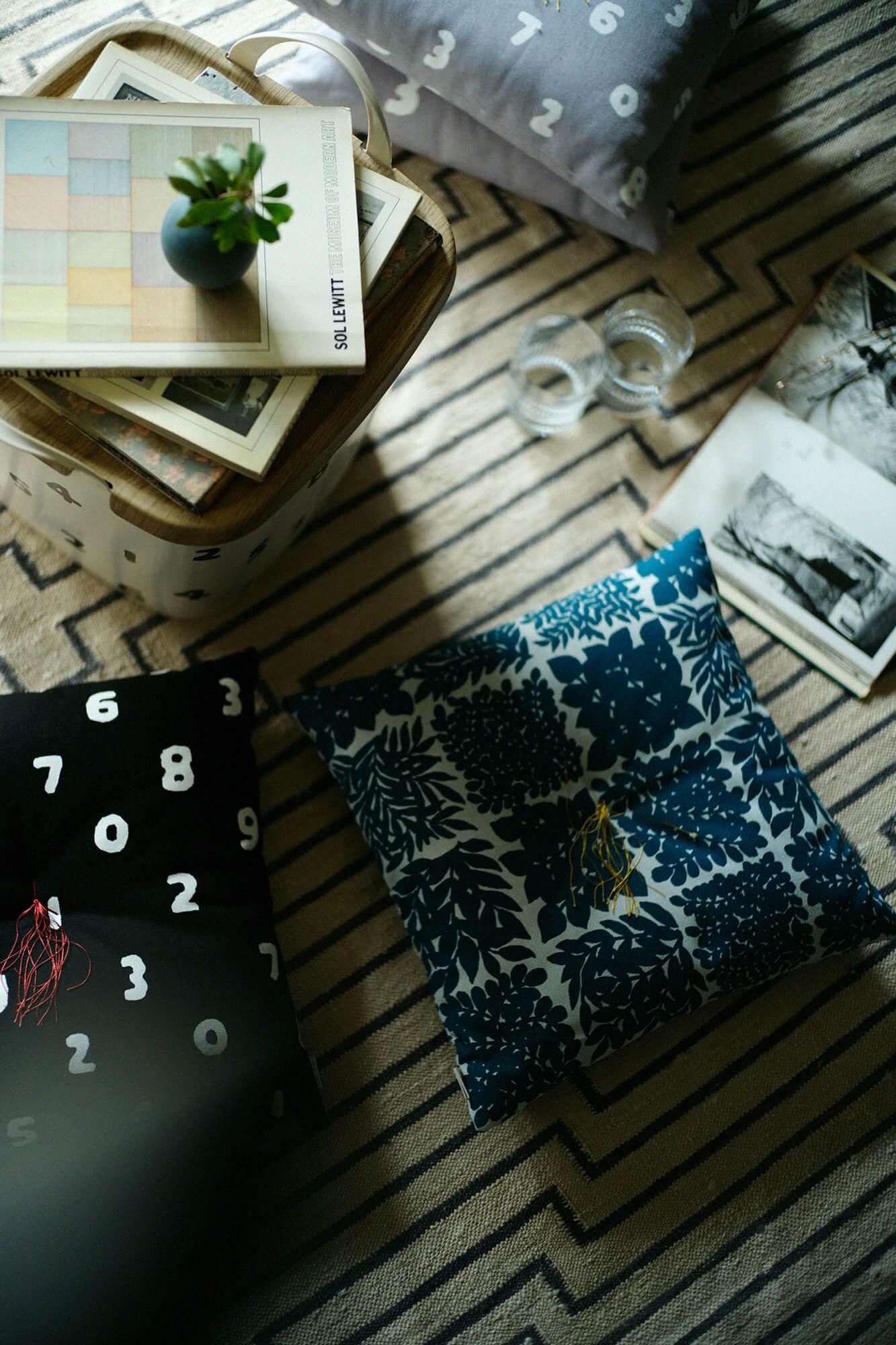 Sou ・ Sou Kyoto Cushion (N ° 8 Canvas) / Hanichimatsu (Hanichimatsu) [※ Livraison d'environ 3 semaines]