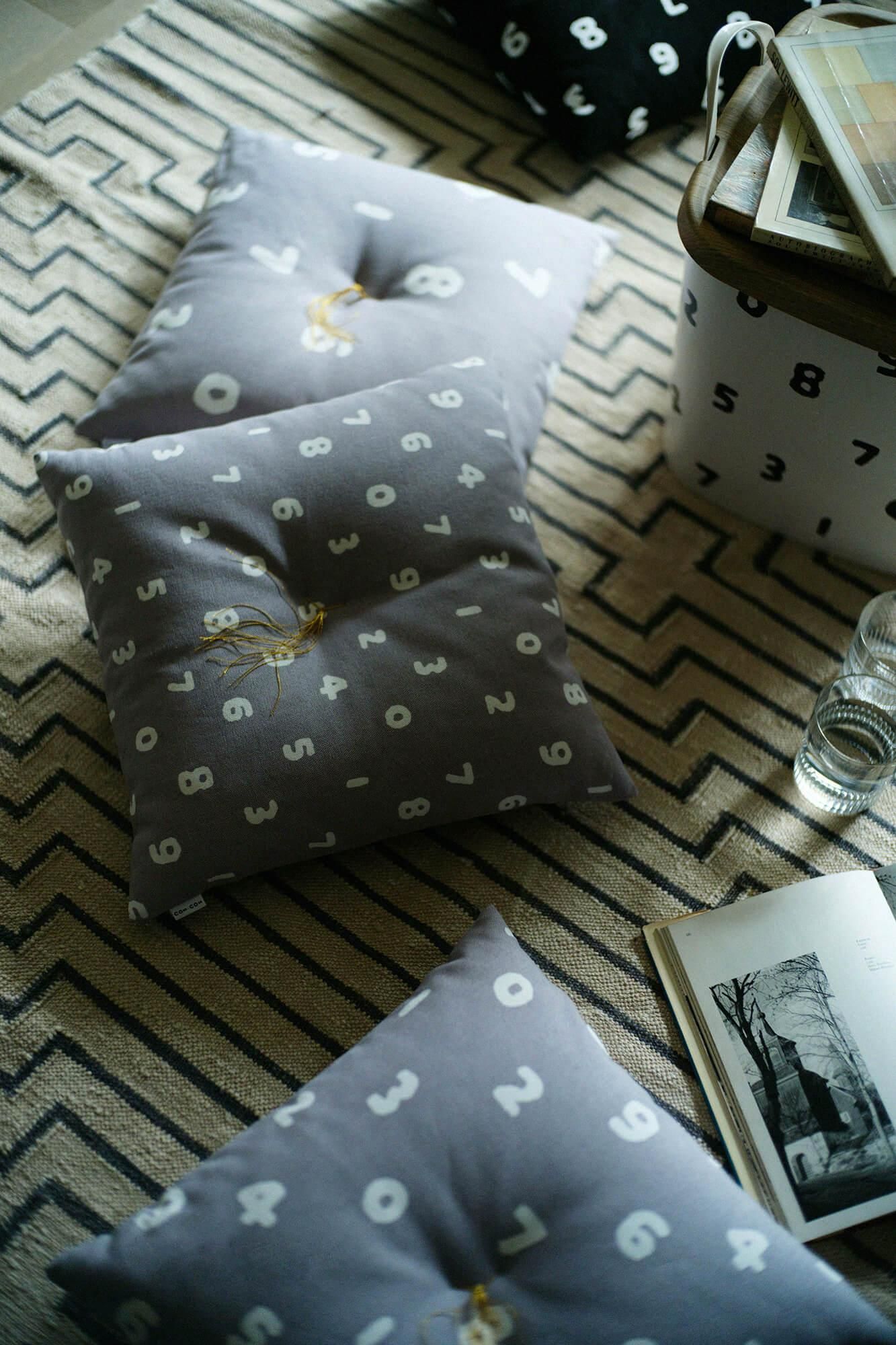 SOU・SOUKyoto Cushion（No.8 Canvas）／SO-SU-U ThinInk Black(Usuzumi color) [※DeliveryApproximately 3 weeks]