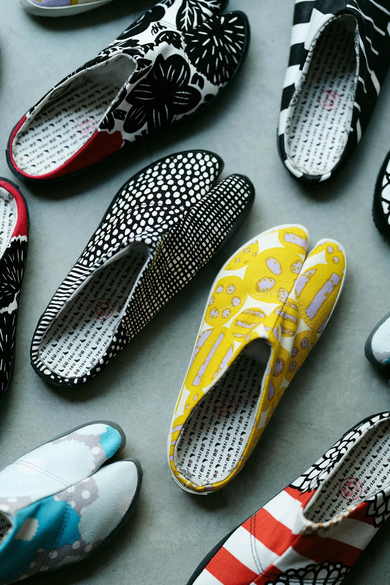 Split Toe Tabi Slip-on / Lines and Dots Ink Black