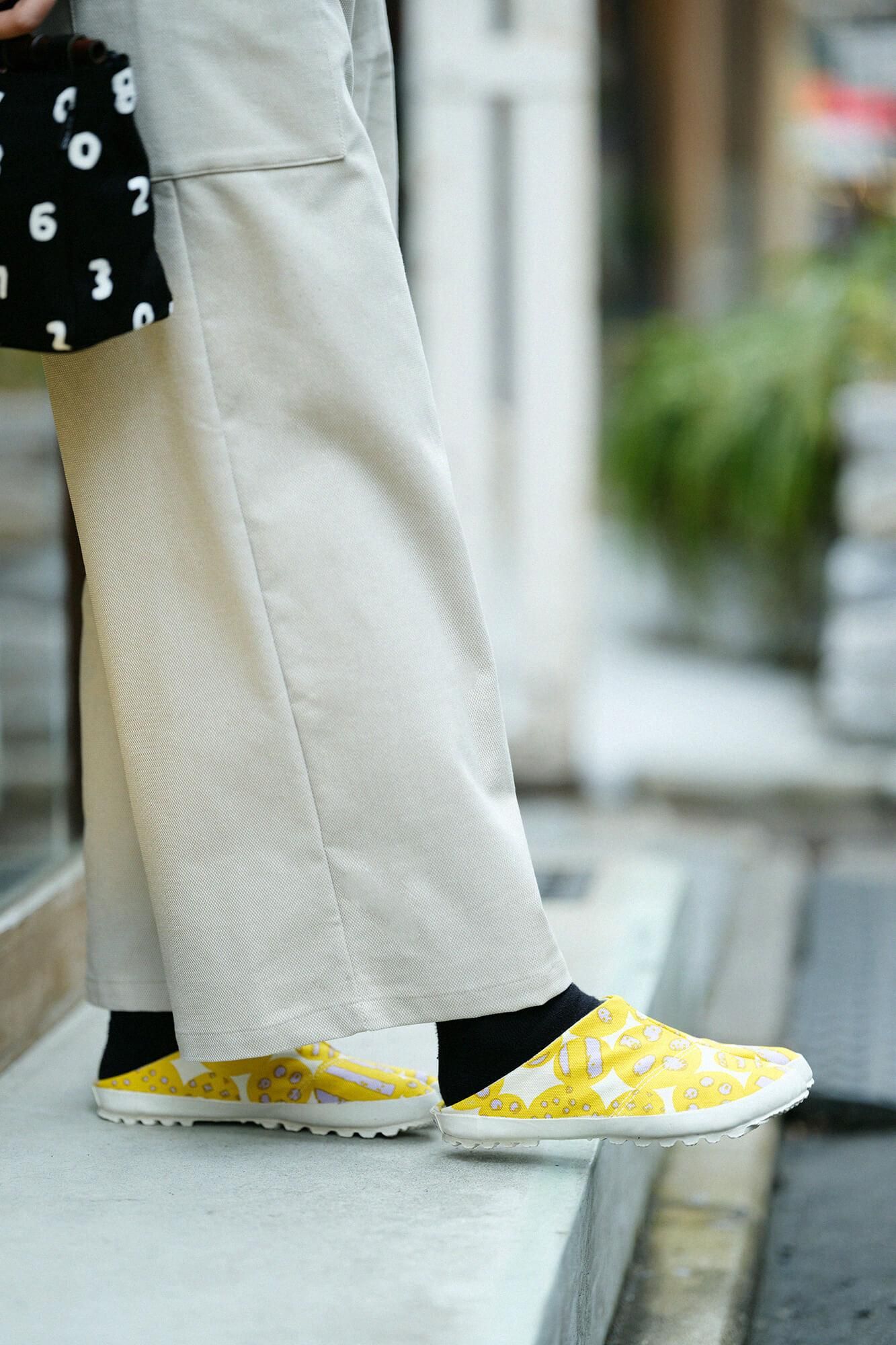 貼付つっかけ足袋／うらら