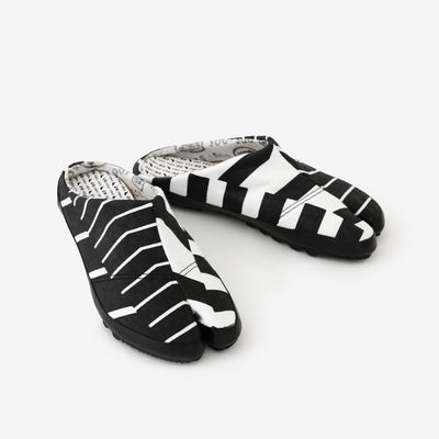 tabi袜子，粘在 /逐渐tsukumo x fuyuu（木材）