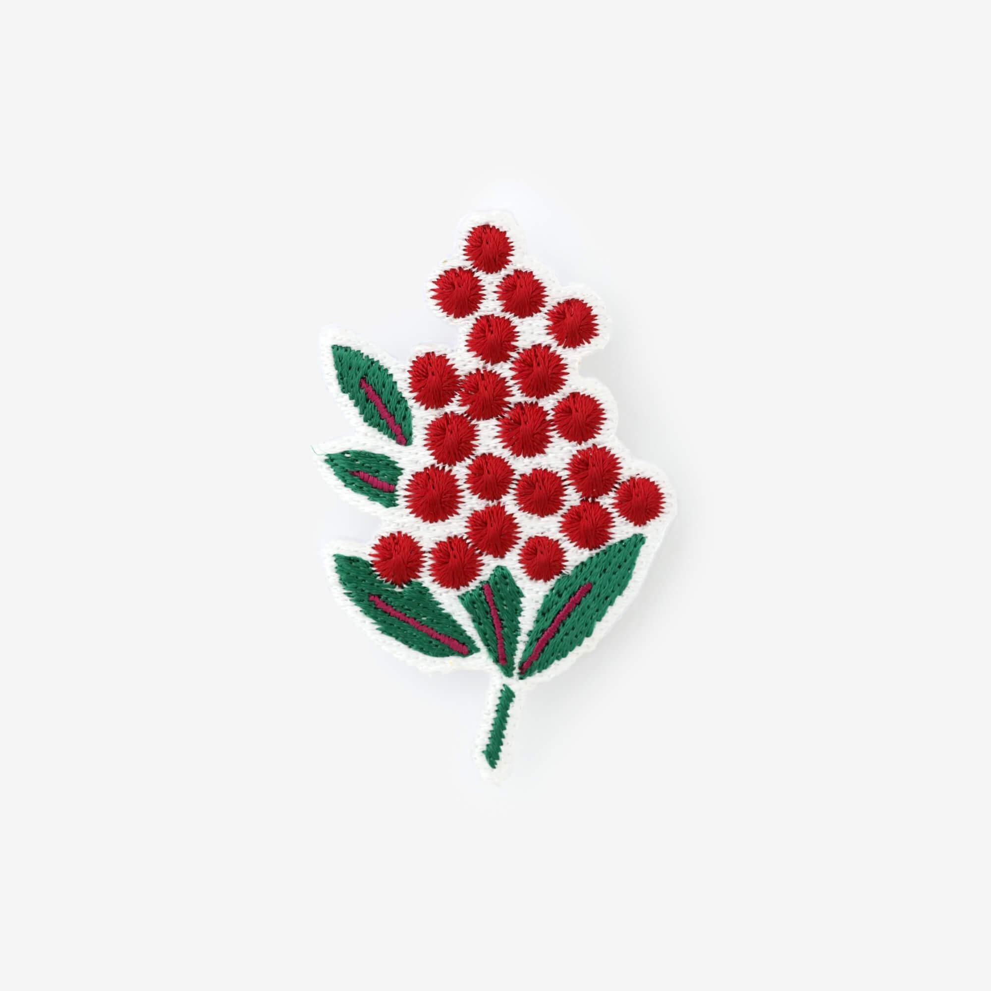 刺繍飾り（ししゅうかざり）／南天竹（なんてんちく）2