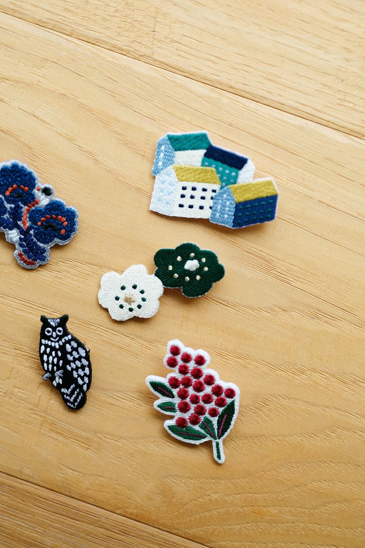 刺繍飾り（ししゅうかざり）／南天竹（なんてんちく）2