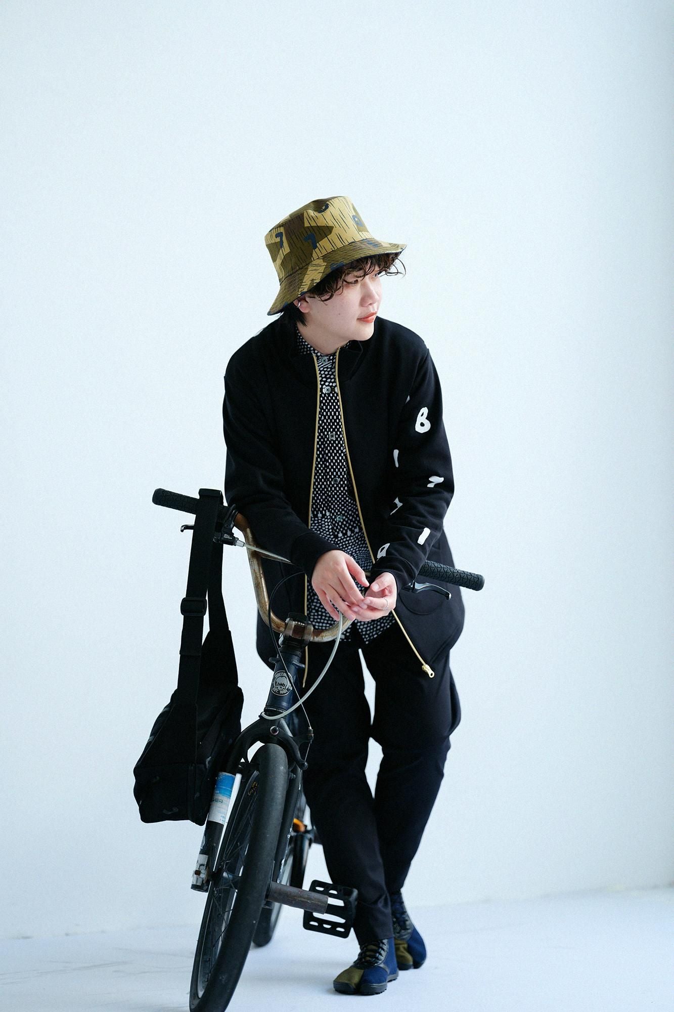 Shizu Takashima 20/20 Shirt/Magasane Sumikuro und Moos 2