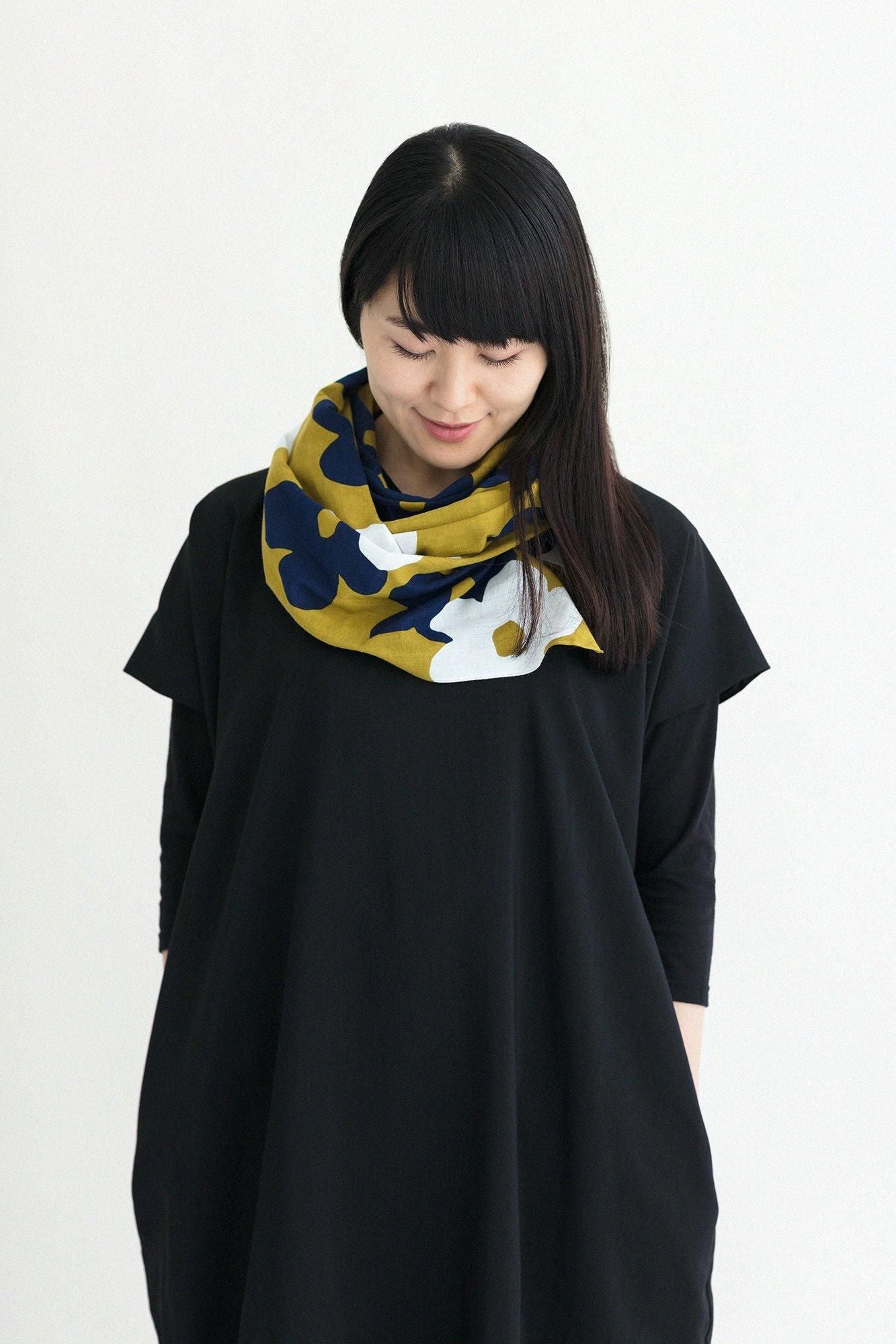 伊勢木棉圍巾／疊花 芥子色2