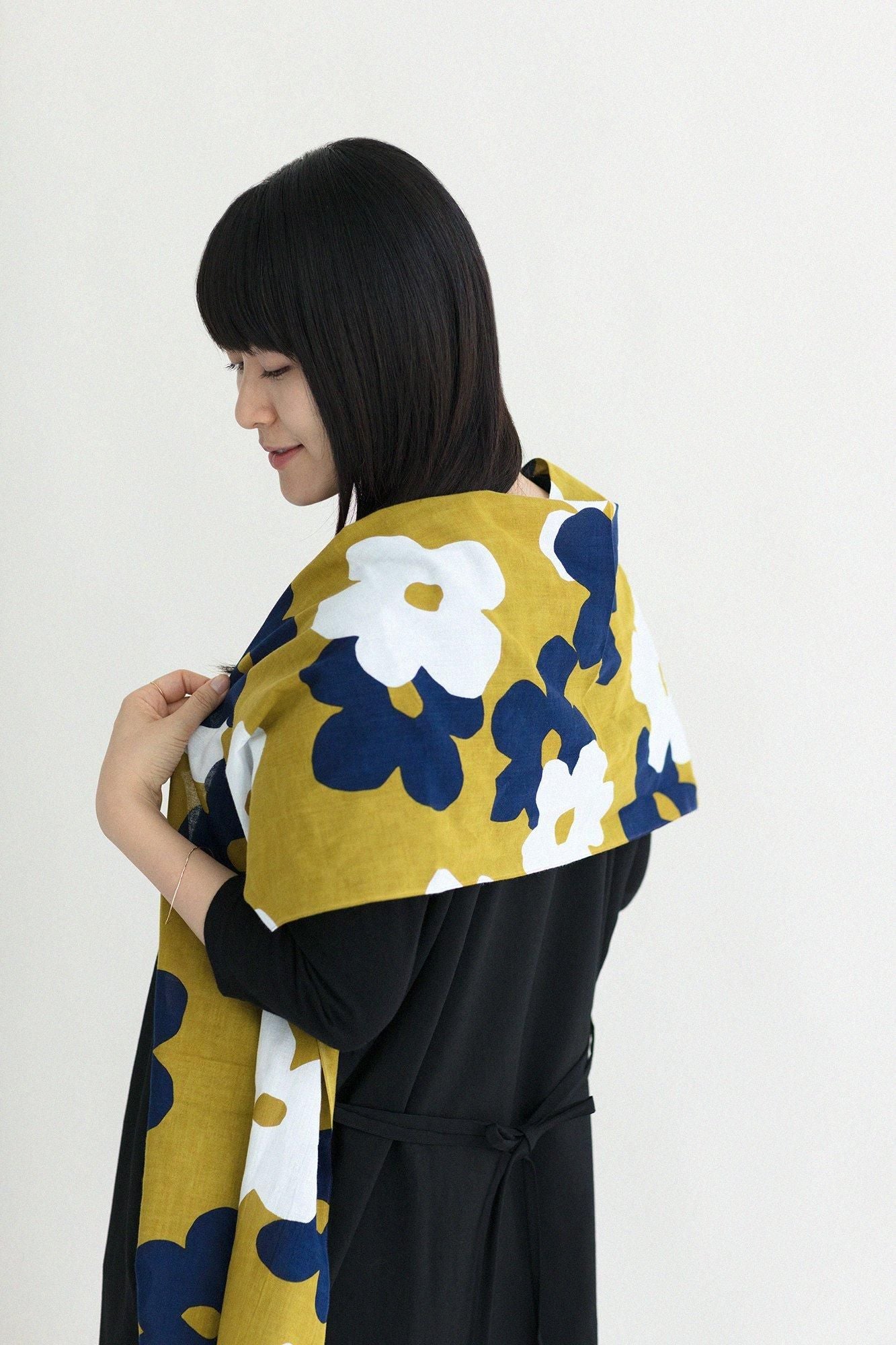 伊勢木棉圍巾／疊花 芥子色2