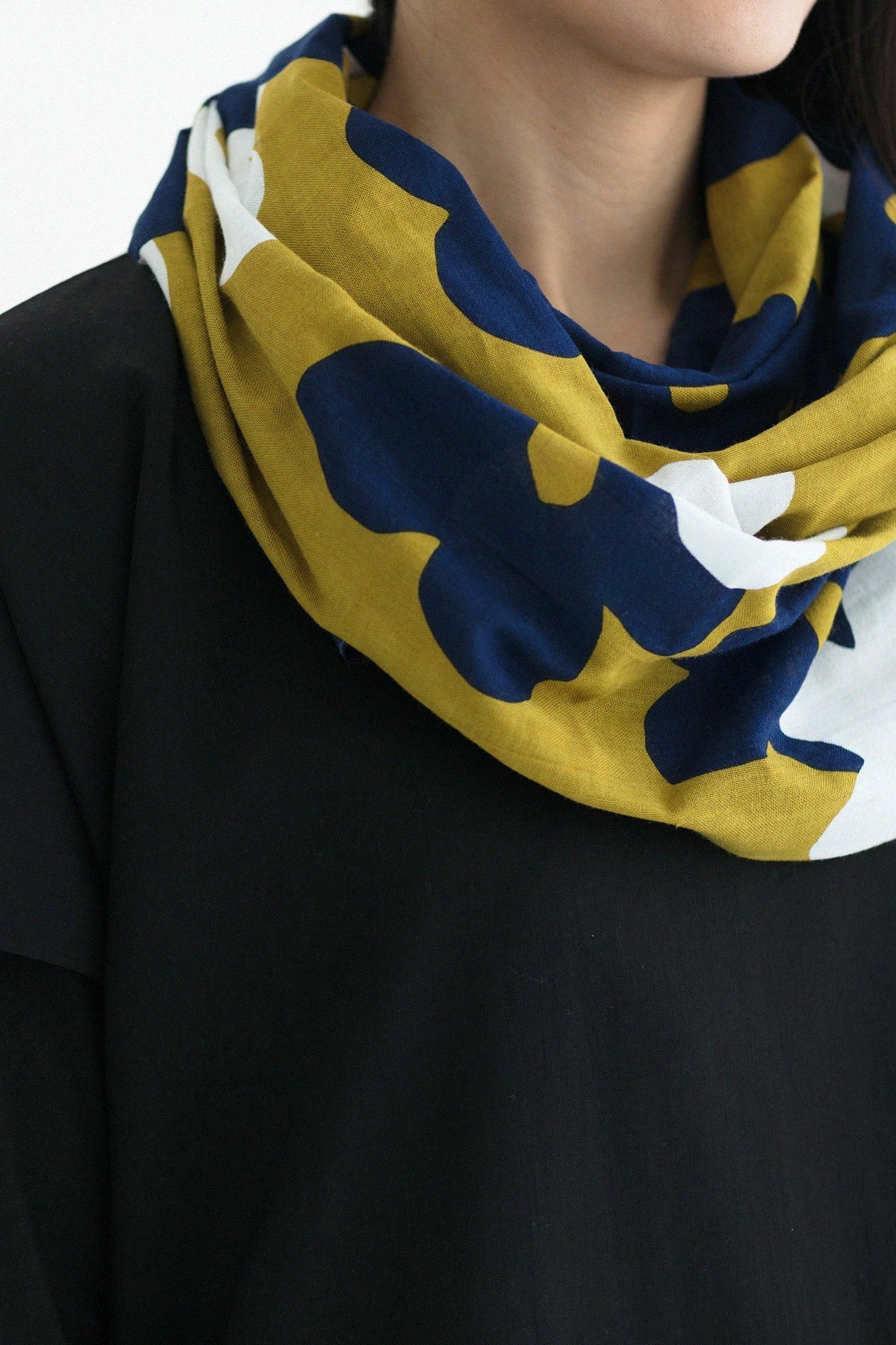 伊勢木棉圍巾／疊花 芥子色2