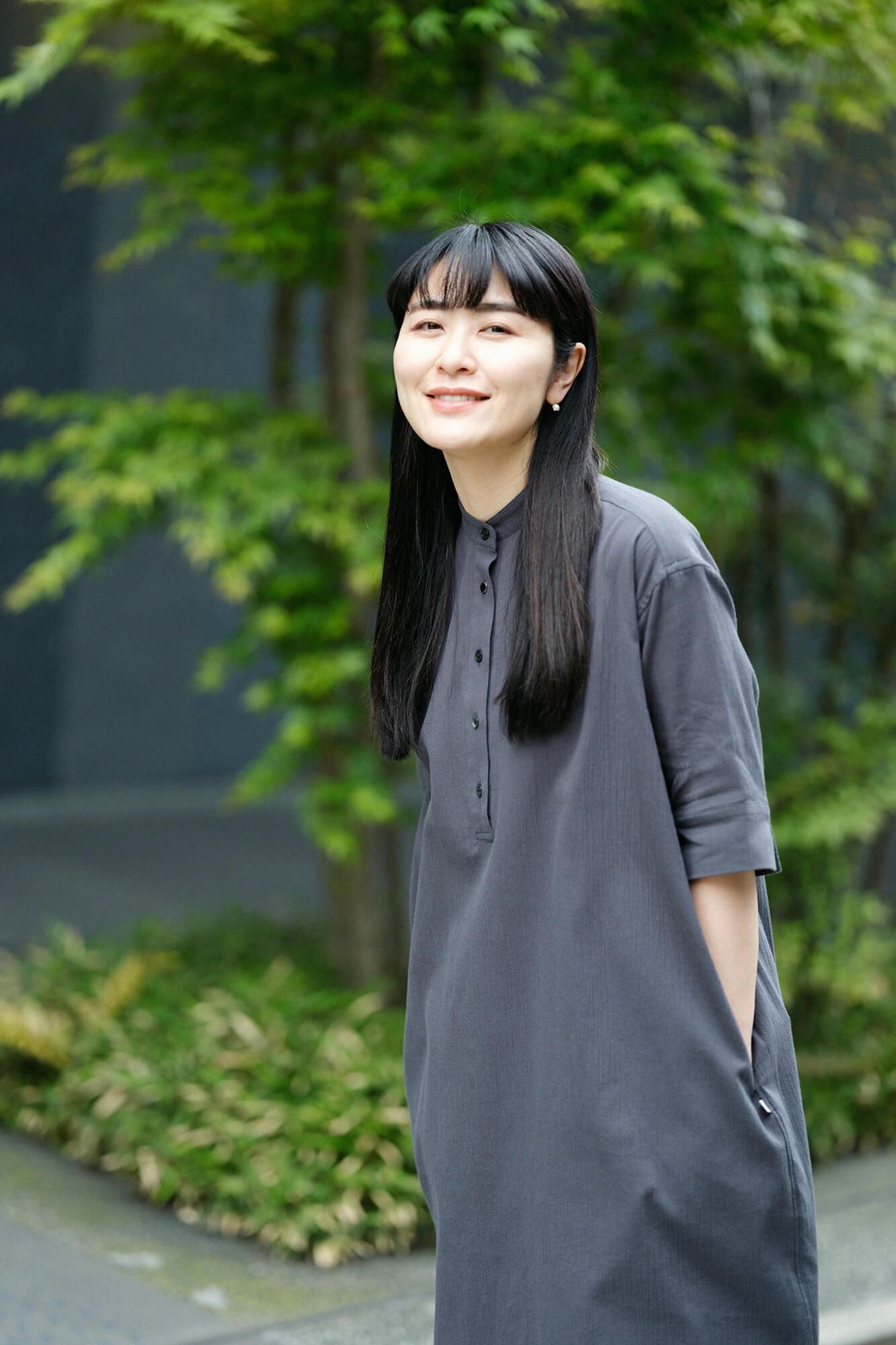 高島縮 20/20 H.N.グランシャツワンピース 6分袖／濃鉛（こいなまり）