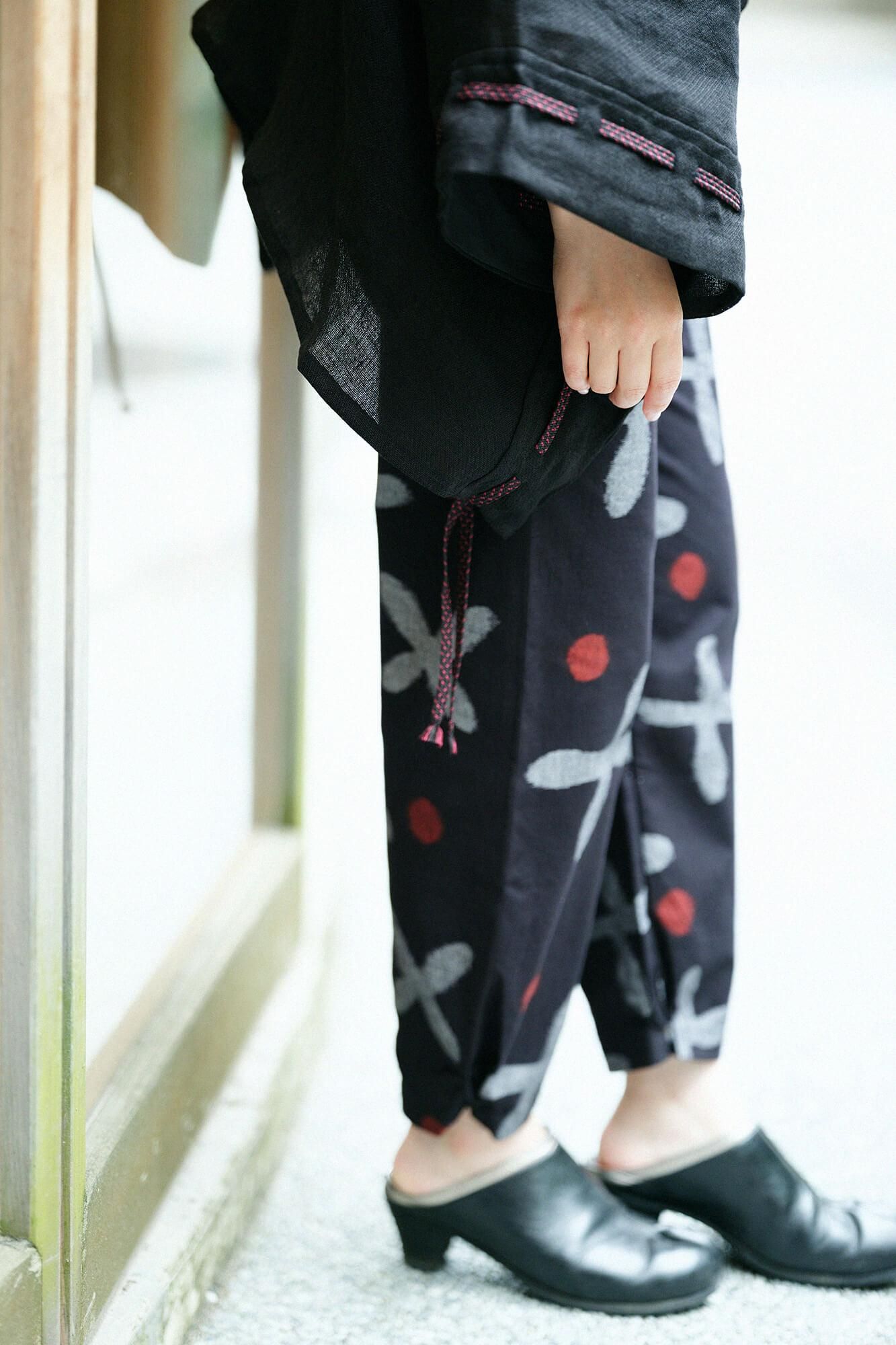 kurume kasuri褶皱蒙佩斯/suzushiro草湿羽毛颜色（nuzairo）