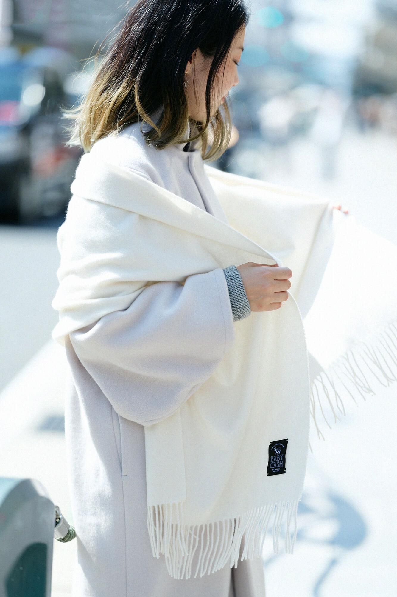 Baby Cash(R) Long Muffler / Ecru