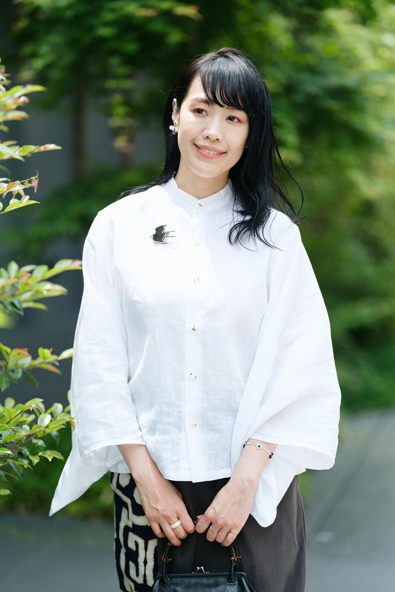 刺繍飾り（ししゅうかざり）／玄鳥至（つばめきたる）