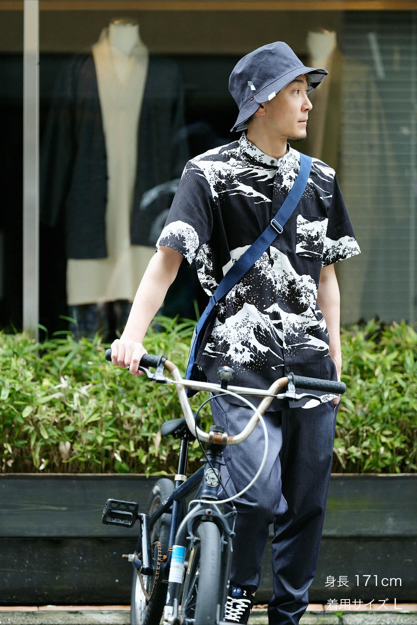 Chizimi Cotton 20/20 Stand Collar Short Sleeve Shirt / Hokusai The Great Wave off Kanagawa-Recreation