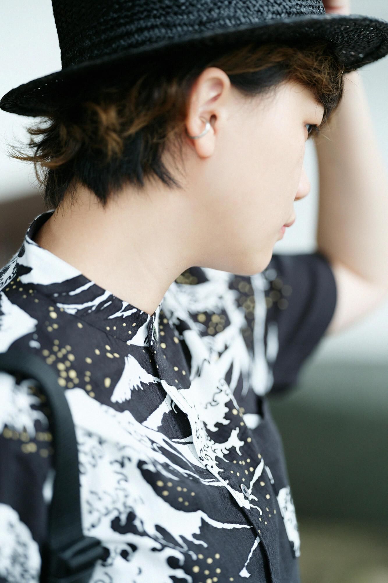 Chizimi Cotton 20/20 Stand Collar Short Sleeve Shirt / Hokusai The Great Wave off Kanagawa-Recreation