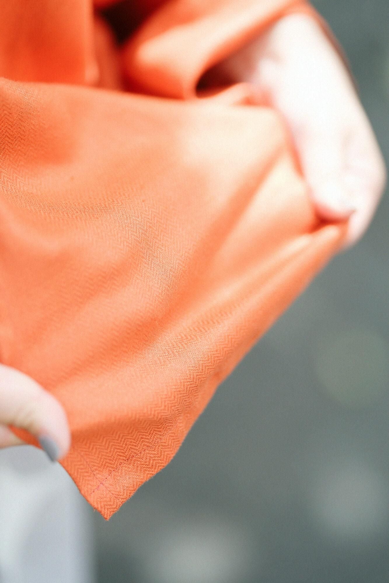 Herringbone Weave Hatsuki Cardigan / Vermilion Vermilion