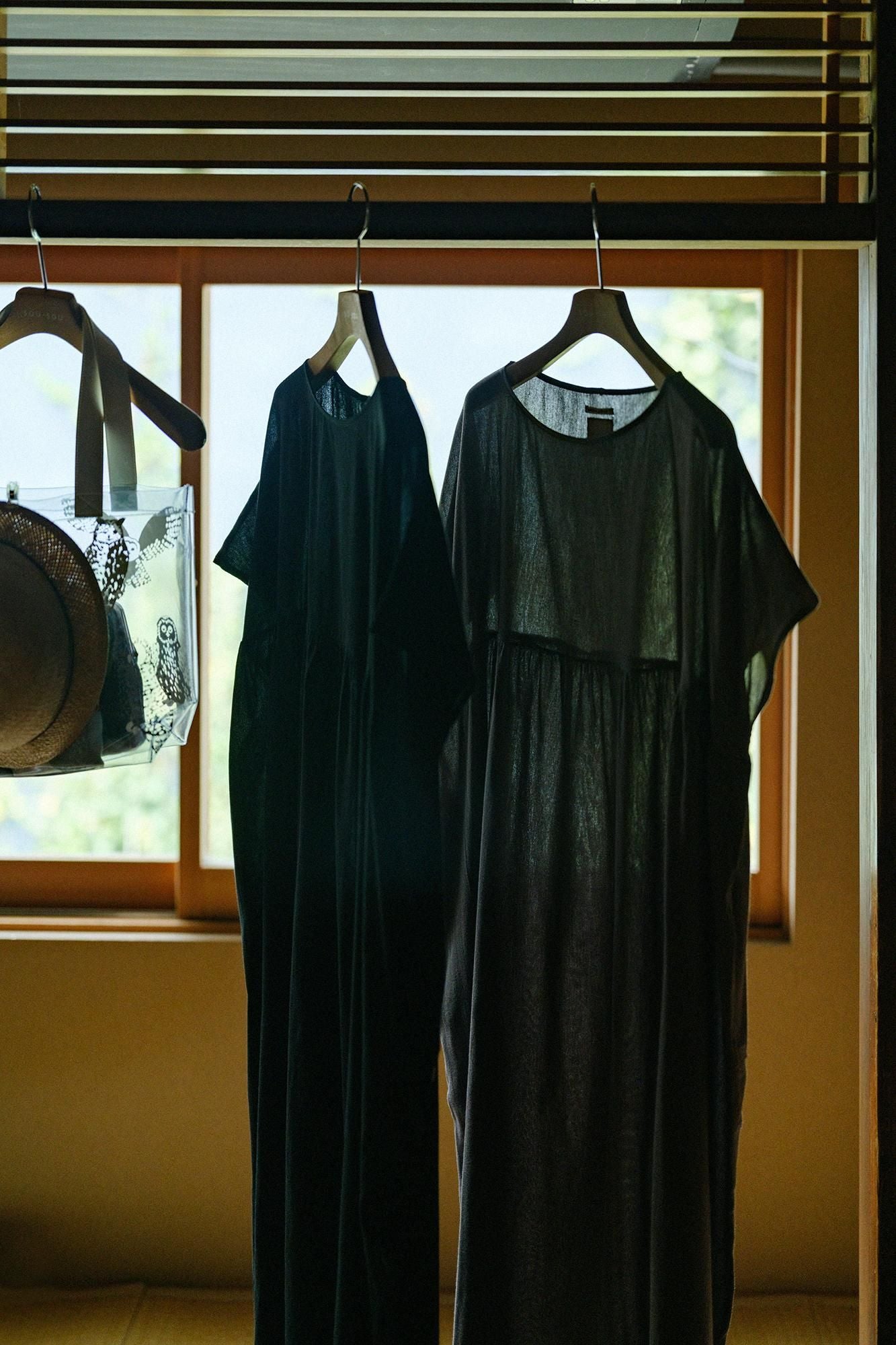 Takashima Shuku 40/40皱纹连衣裙/湿羽毛（木材）