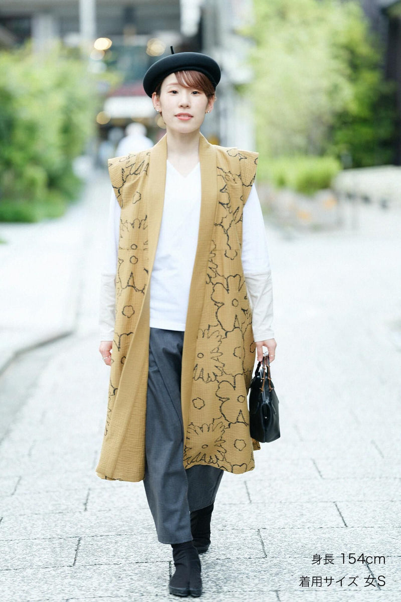 Matelasse Shoujou Vest Shoulder Tuck