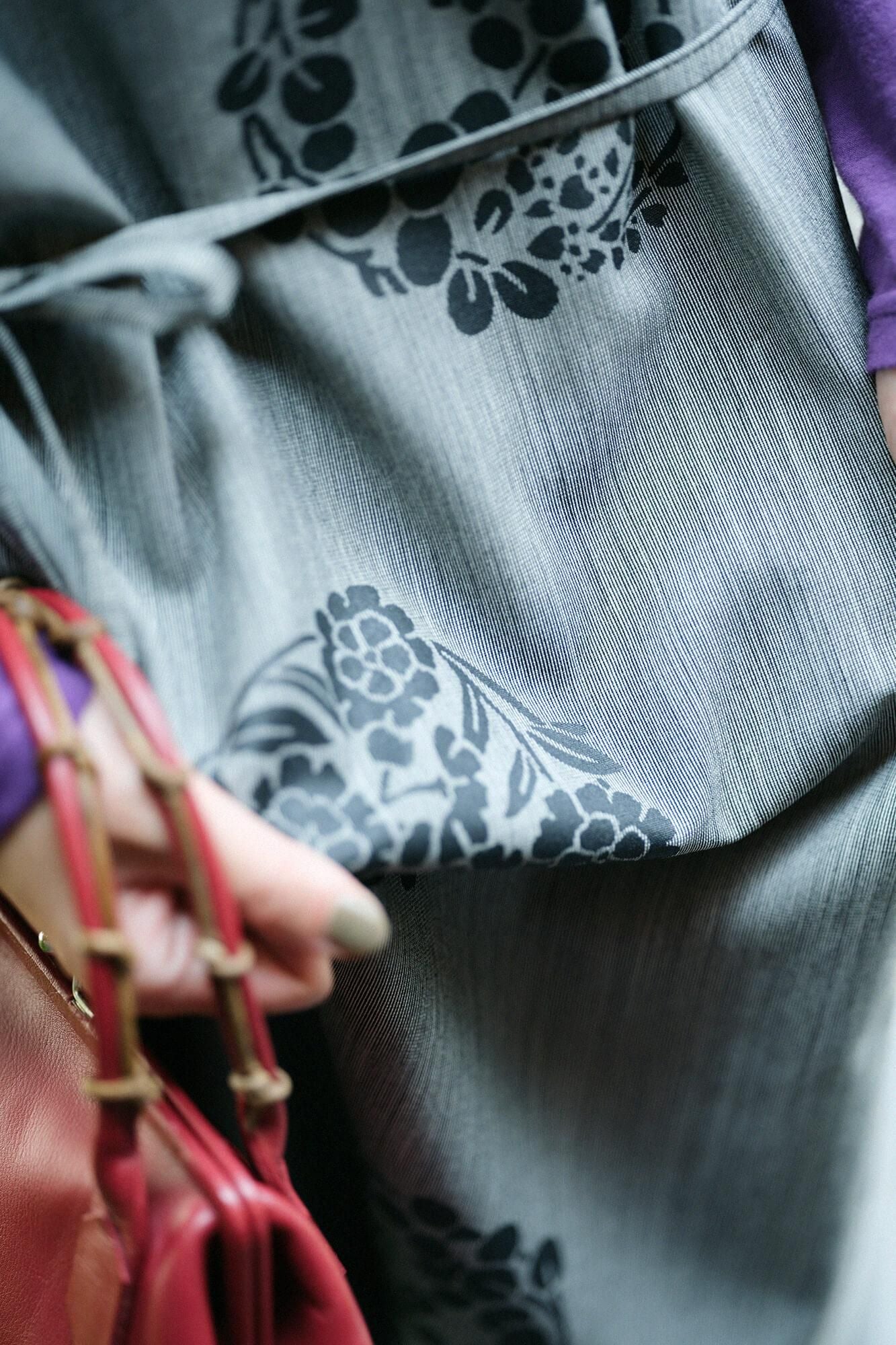 Flyer mit rechteckigem Kammgarn-Roben-/Hanamaru-Muster