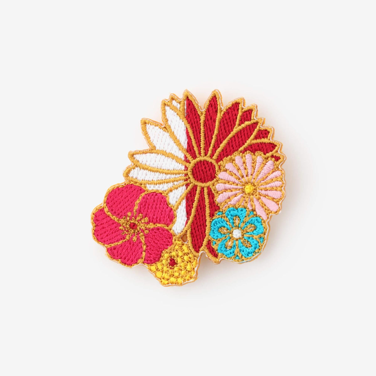 刺繍飾り（ししゅうかざり）／金襴緞子（きんらんどんす）