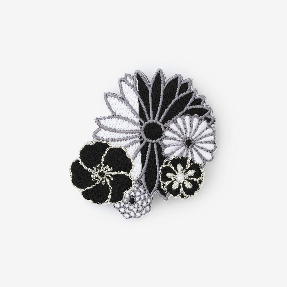 刺繍飾り(ししゅうかざり)/金襴緞子(きんらんどんす) 夜色 刺繍飾り(ししゅうかざり)/金襴緞子(きんらんどんす) 夜色