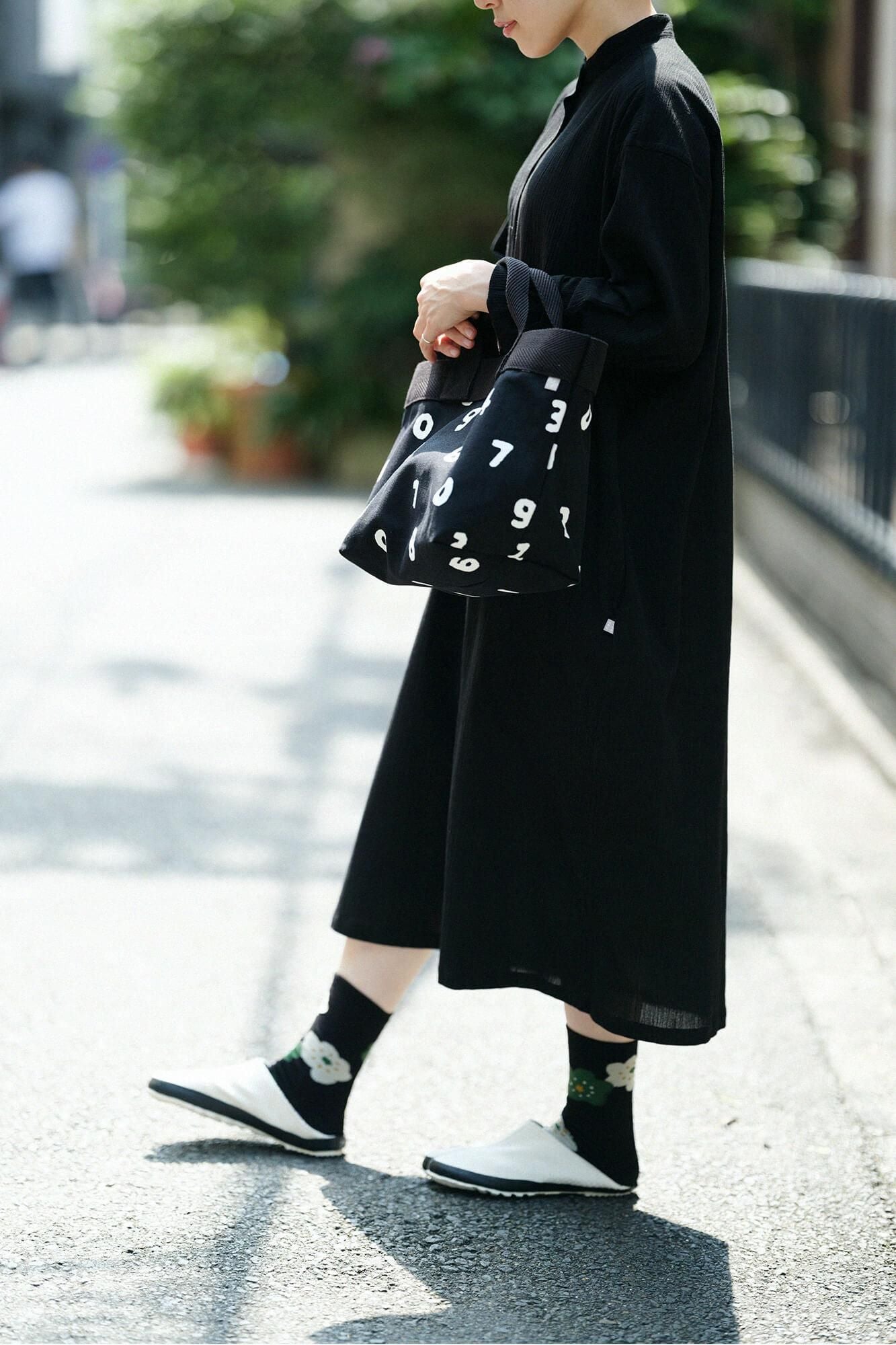 Tabi Socks (Mid-calf)／Smile Black【Women Size Only】